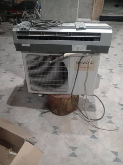 1.5 ton non invoter ac for sell