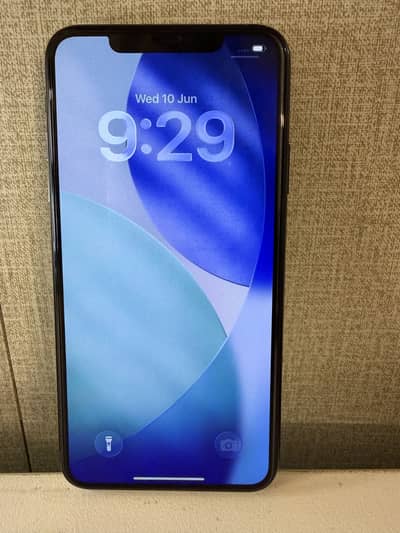 iPhone 11 Pro Max Immaculate Condition