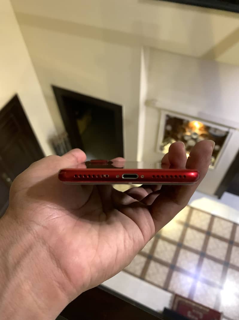 Apple iPhone 7 Plus 2