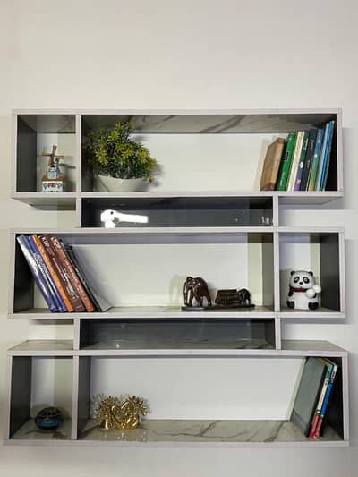 Bookshelf