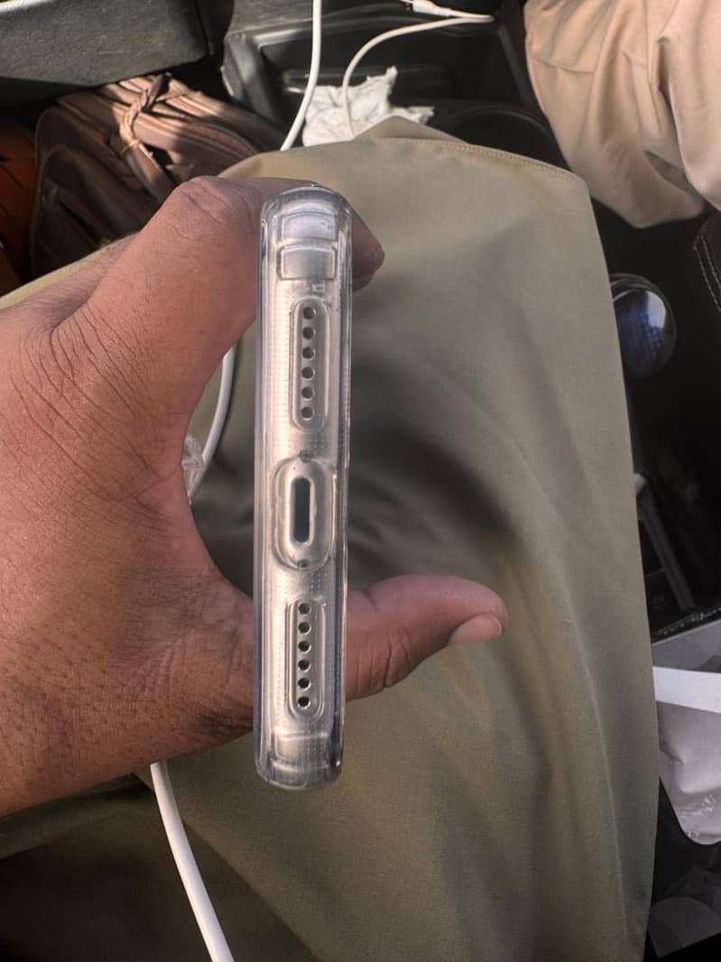 Apple iPhone 11 3
