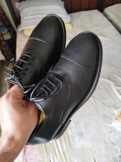 Zara Original Leather Formal Shoes – Size 42 (UK 8)