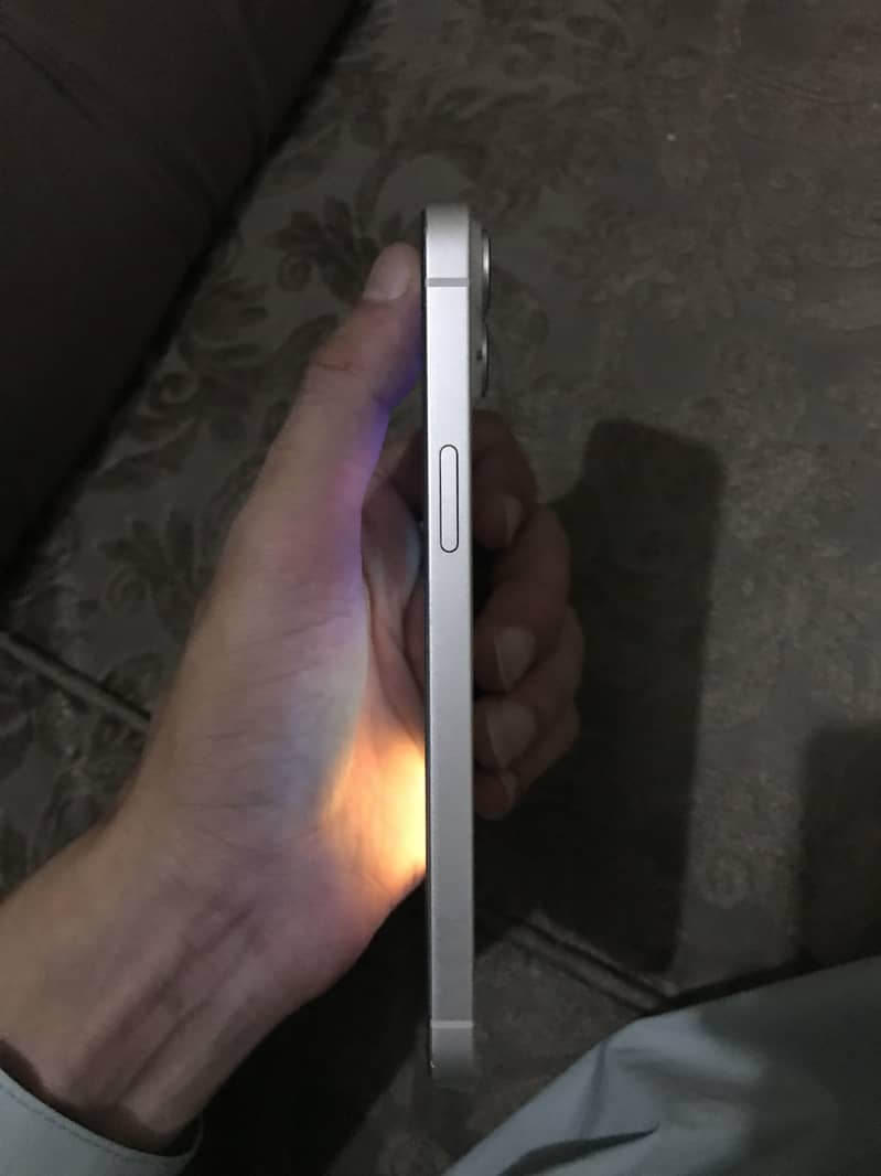 iPhone 14 plus 1
