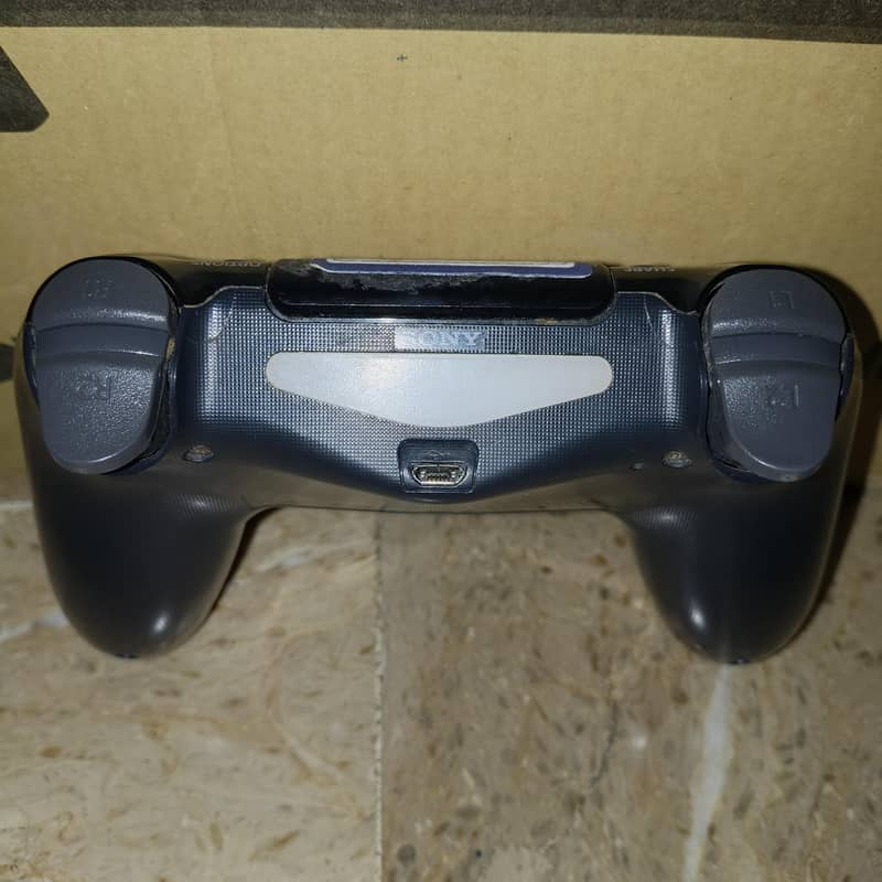 Ps4 slim 5