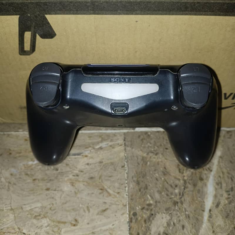 Ps4 slim 7