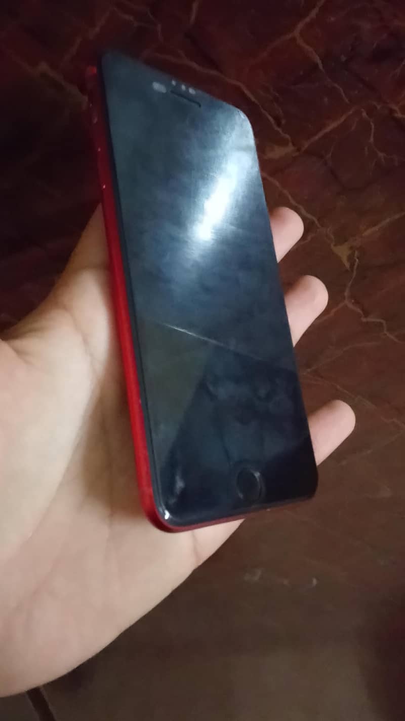 Apple iPhone 8 Plus 7
