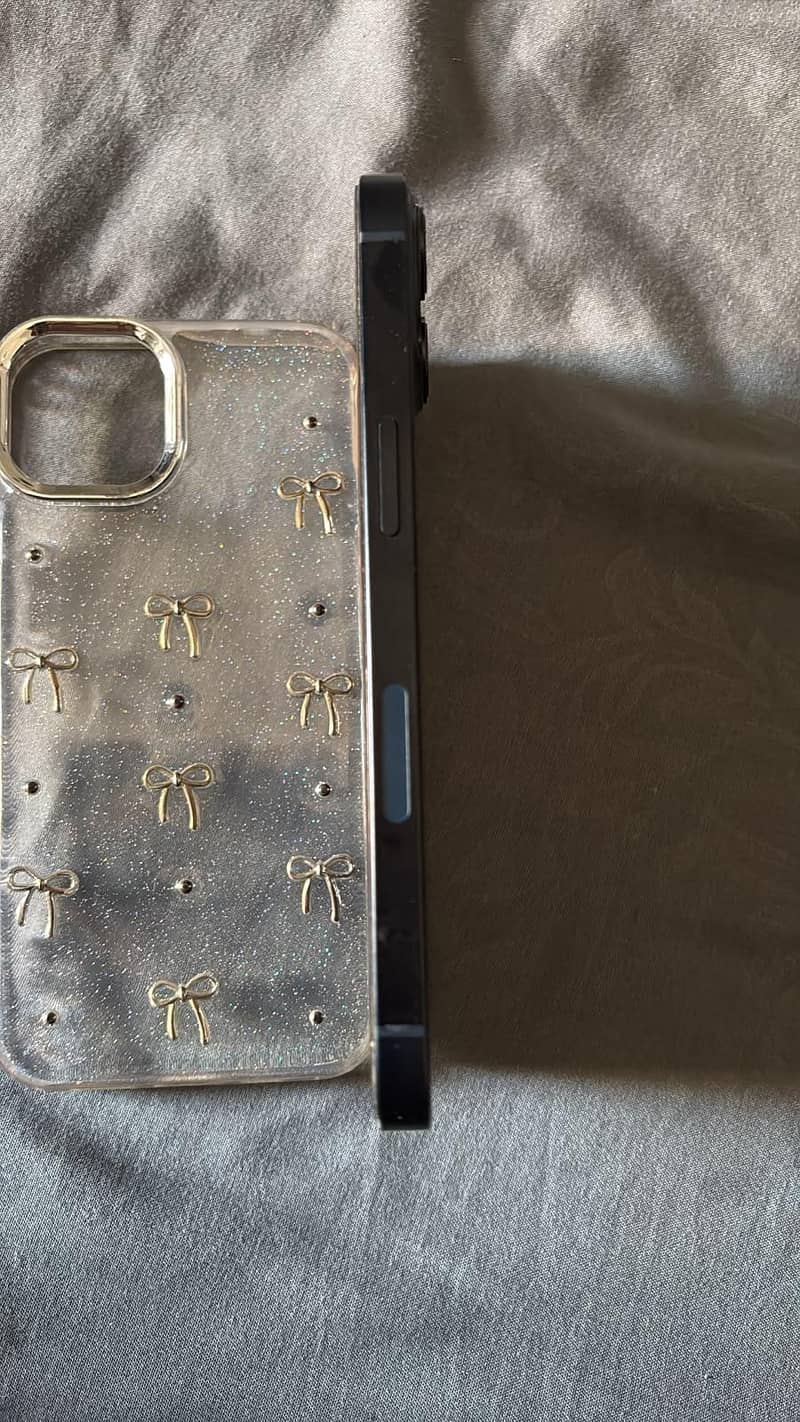 Apple iPhone 13 4
