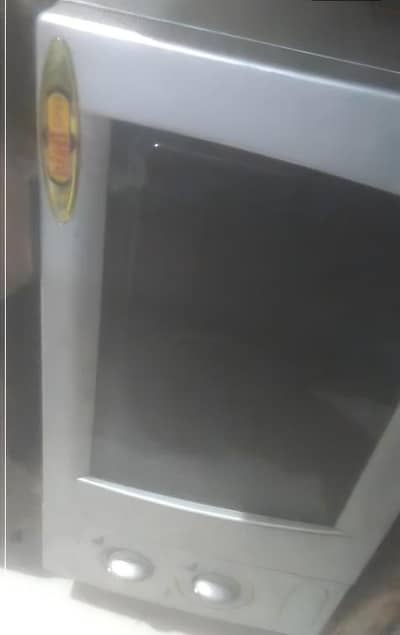 urjant sell microwave oven
