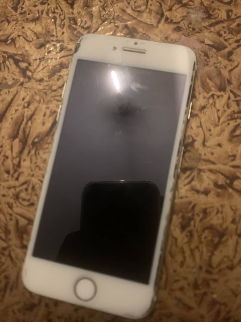 Apple iPhone 7 4