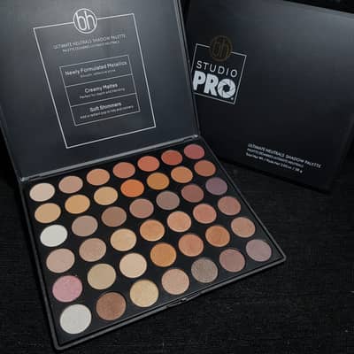 Luxury Eye Shadow Kit Matte Shimmer Glitter Highly Pigmented Professi