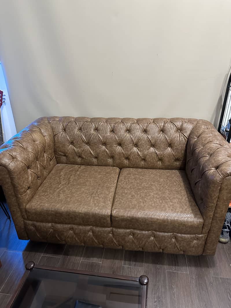 2 sofas (2 seater each) 2