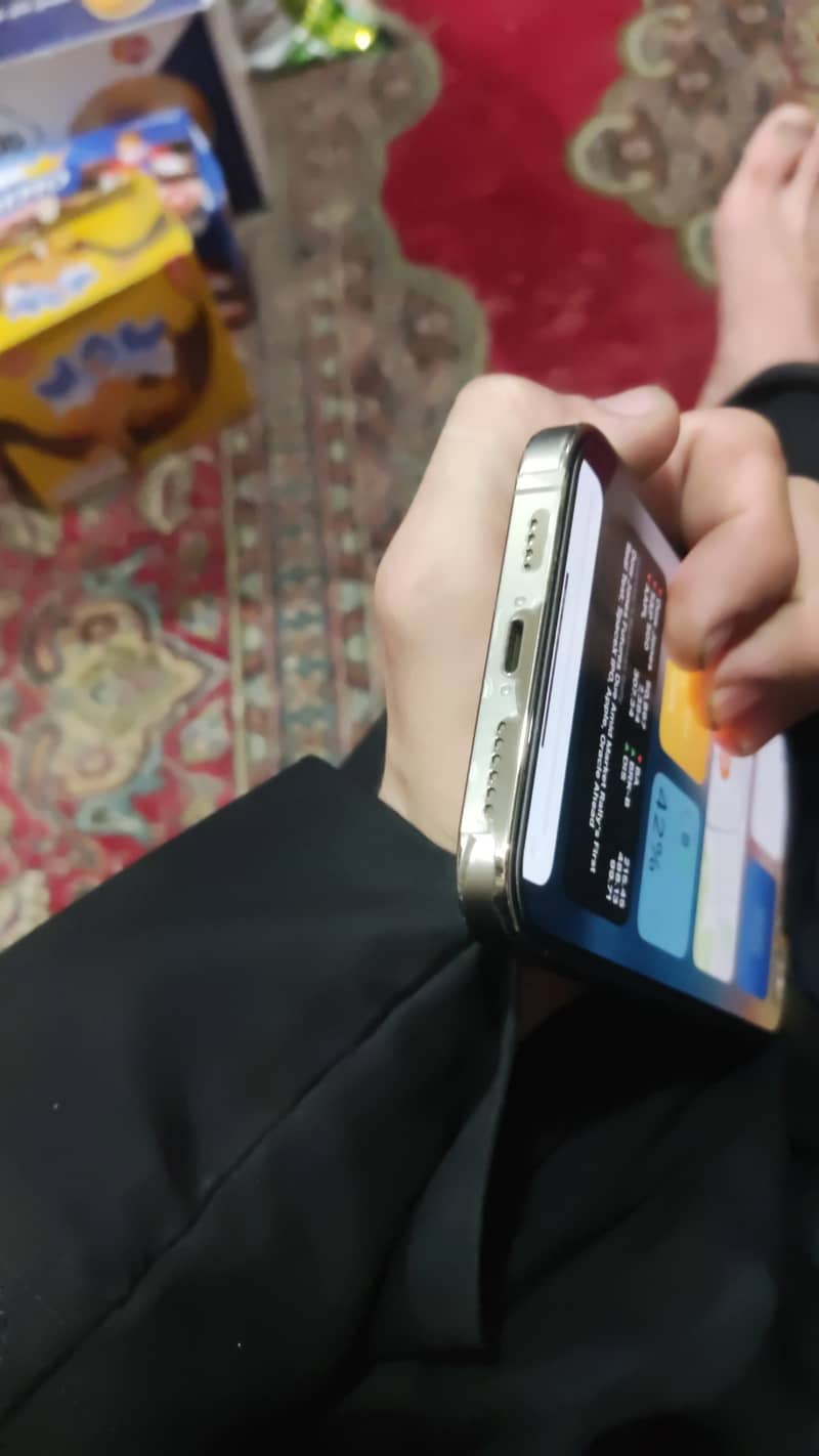 iPhone 14 Pro 3