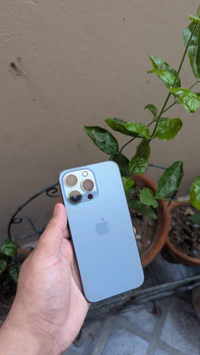 Apple iPhone 13 Pro