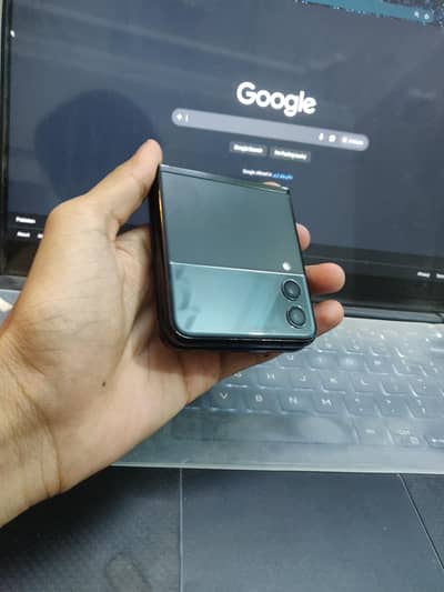 Samsung Mobile Z Flip 3