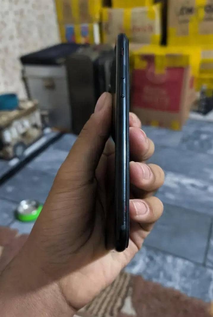 Apple iPhone 7 3
