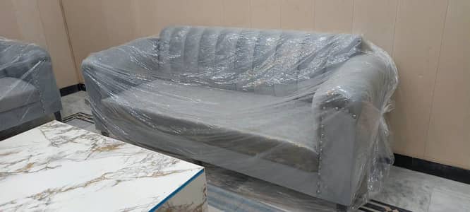 Sofa Set 5 seater bilkul new condition ha not used