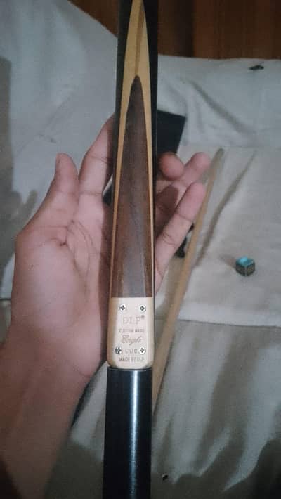snooker cue