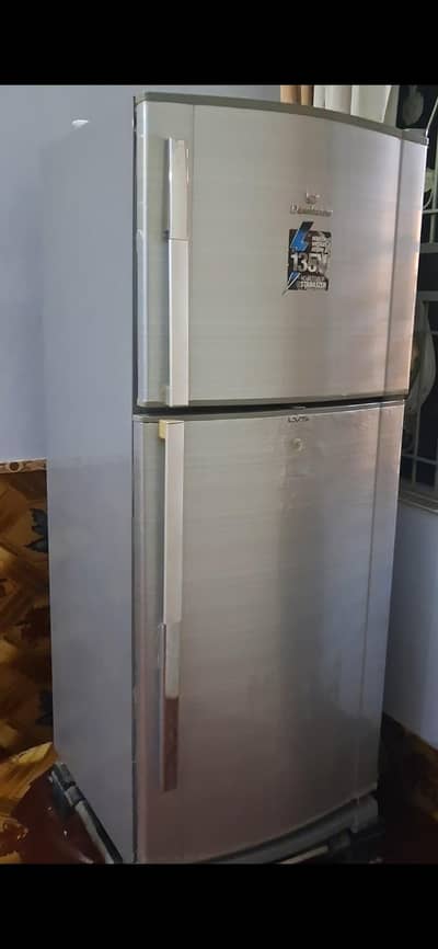 Dawlance Refrigerator Big Size