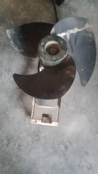 A c fan  ok Bhai check kr k le Jaye copper me he contact me