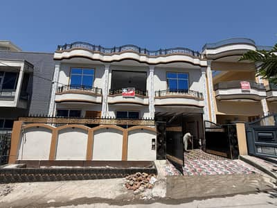 10 Marla Triple Story House For Sale