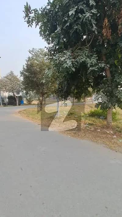 Plot No- 644 Block E - 5 Marla Plot On Top Location of Phase 9 Town DHA Lahore For Urgent Sale