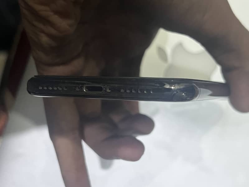 Apple iPhone X 2