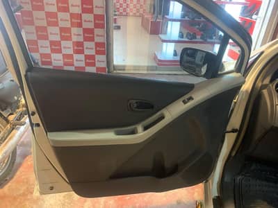 Toyota Vitz 2005