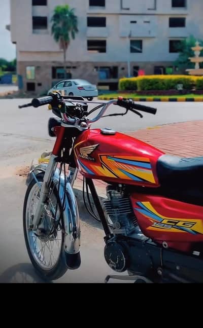 sale ha bike Honda 125 jis na lna ho rabta kra