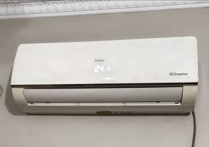 haier 1 ton Dc inverter Used urgent sale
