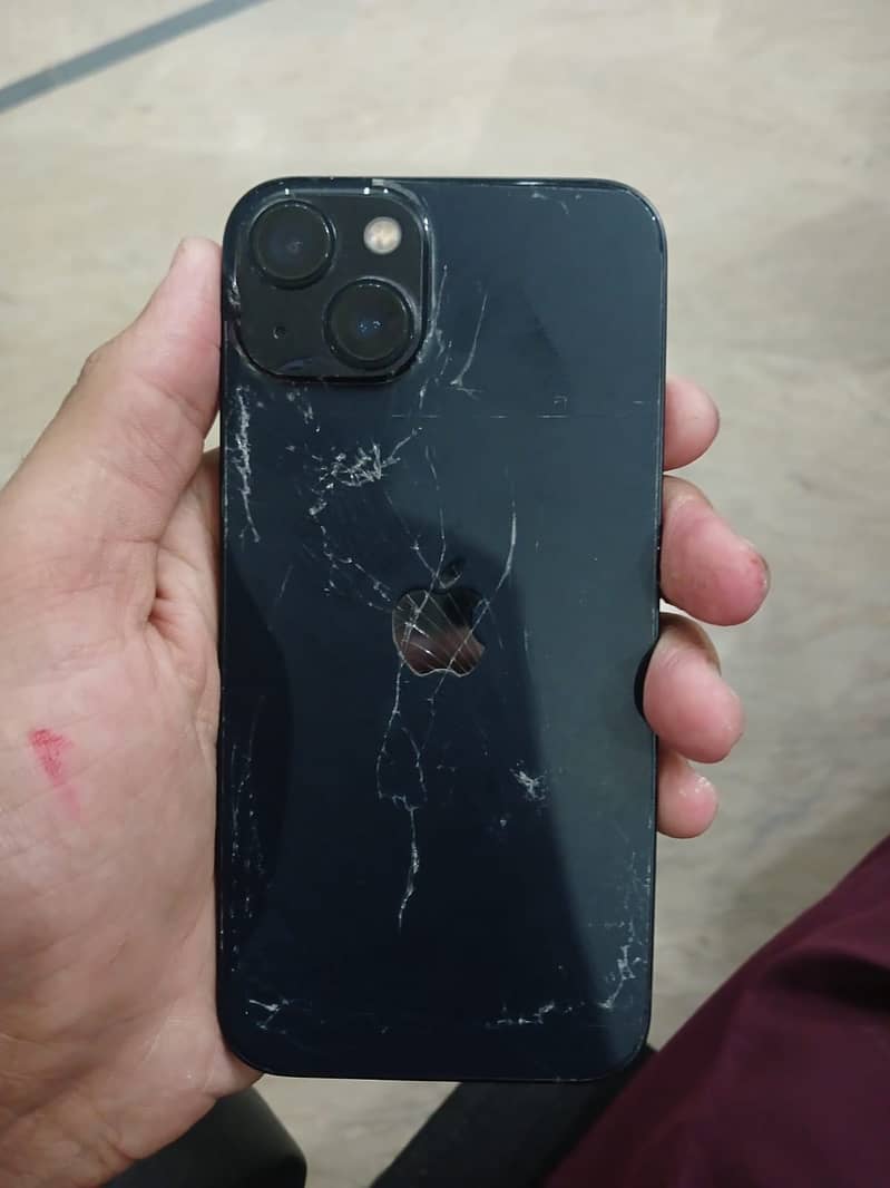 Apple iPhone 13 3