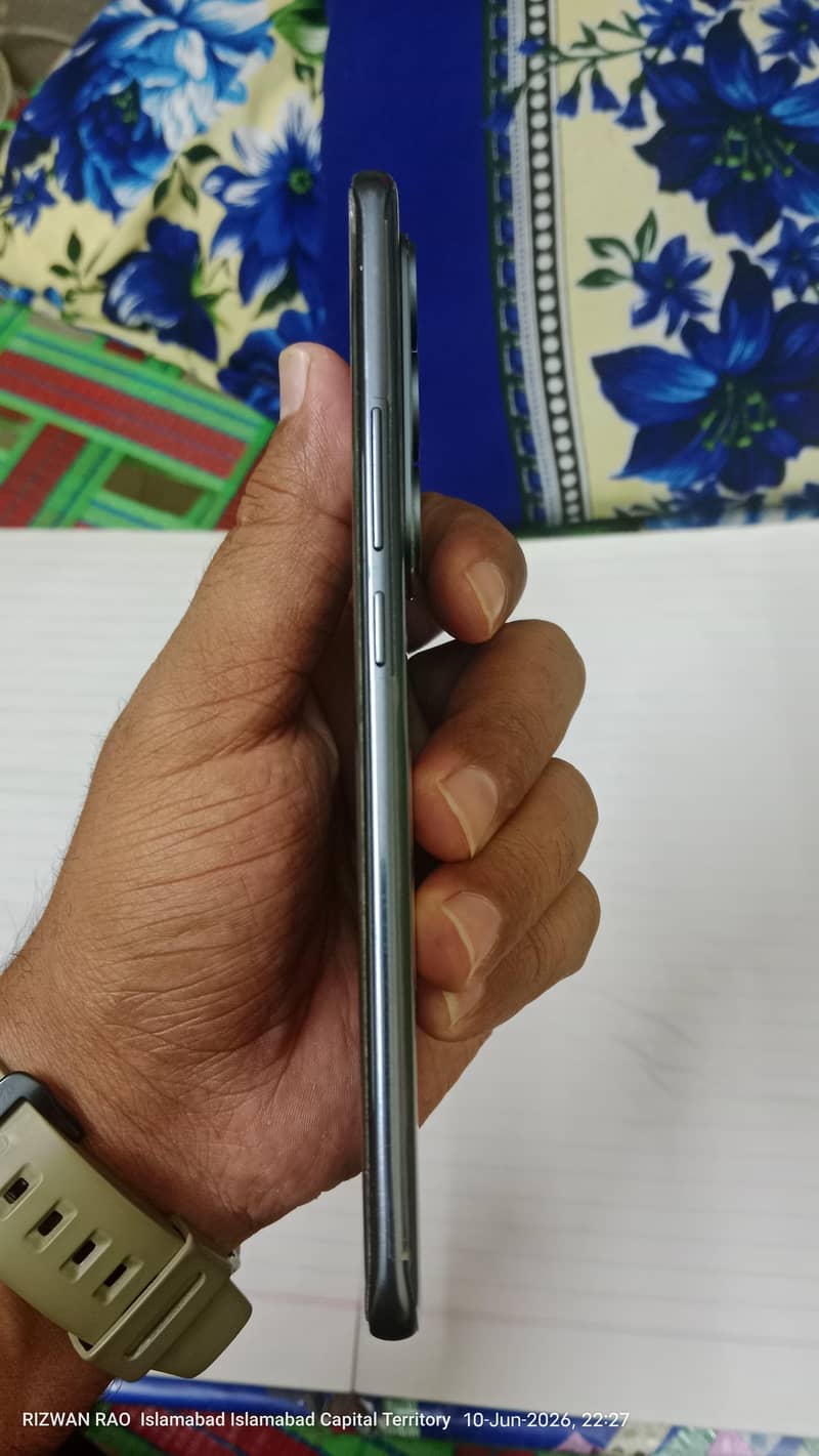 Tecno Spark40pro Plus 2