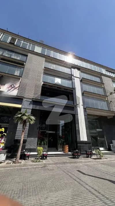 With 16 Lac Per Month Reantal Income 8 Marla Fairways Commercial Building Available for Sale DHA Raya Lahore