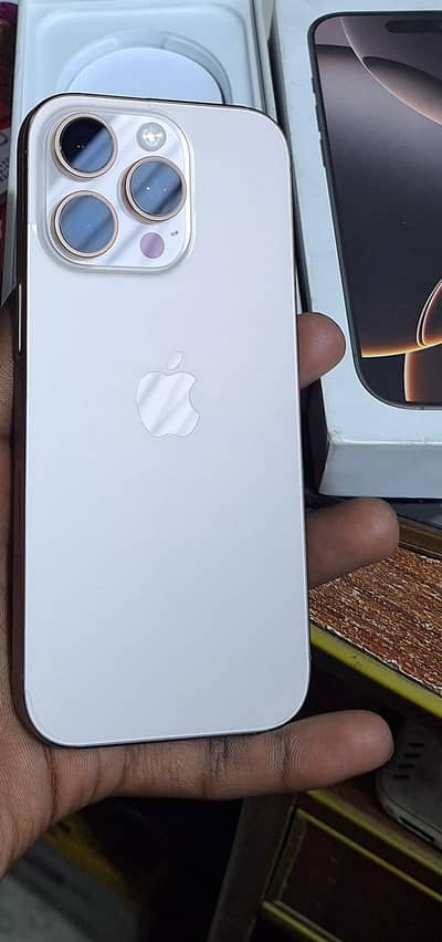 Apple iPhone 16 Pro