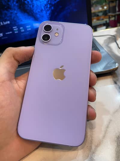 Apple iPhone 12