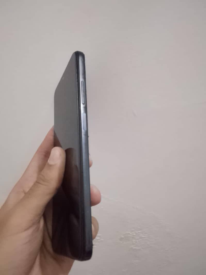 Poco m4 pro 3
