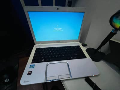 Toshiba laptop Used