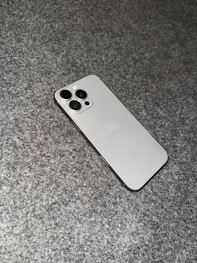 Apple iPhone 16 Pro Max