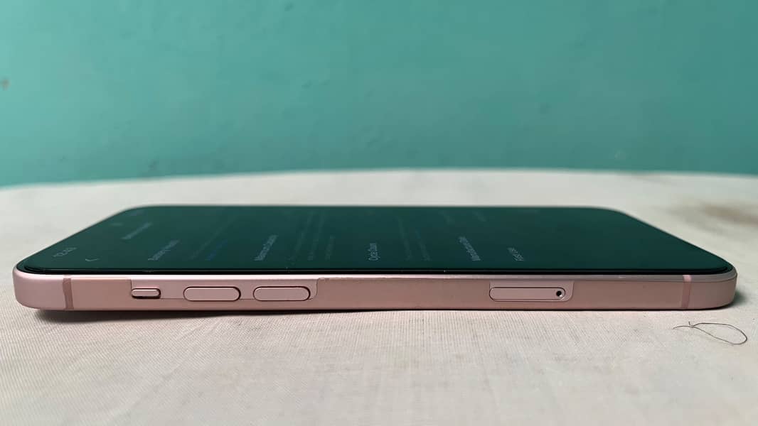 Apple iPhone 15 plus 3