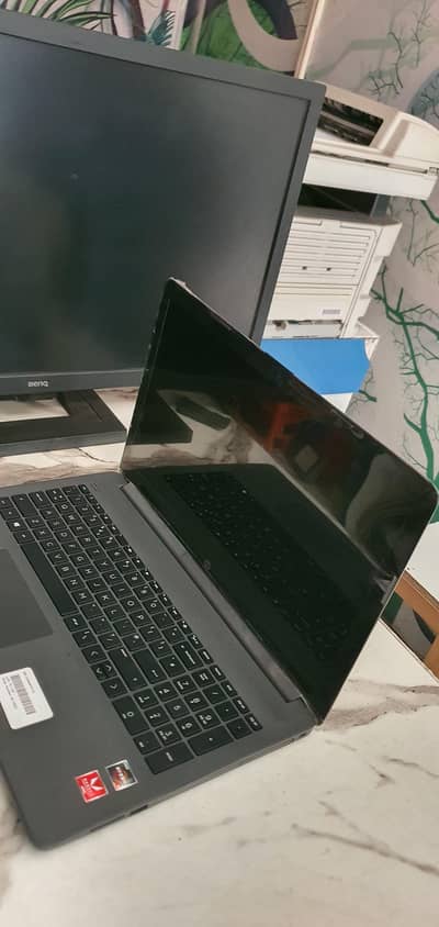 HP 255 G7 RYZEN 3