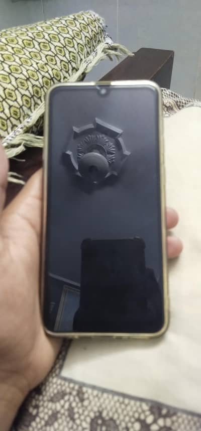 Samsung A30