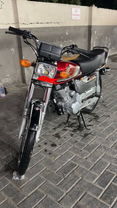Honda 125 self start edition