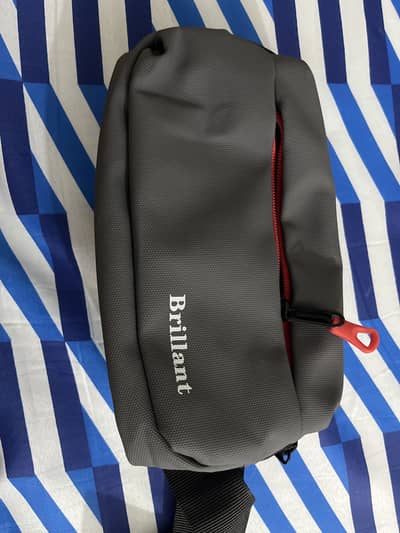 Side hanging bag