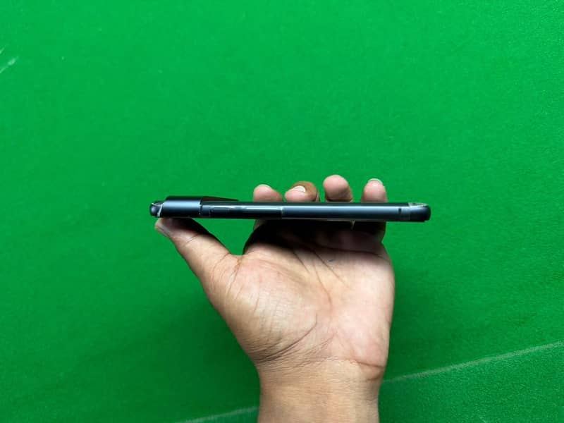 Google Pixel 8 1