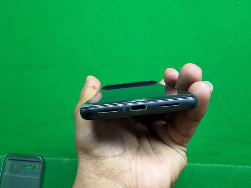 Google Pixel 8 2
