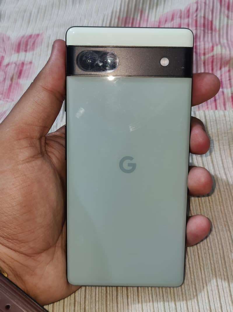 Google Pixel 6a 5