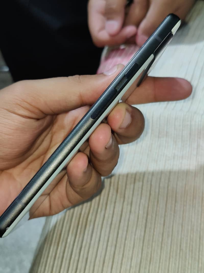 Google Pixel 6a 10