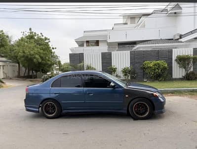Honda Civic Prosmetic 2004