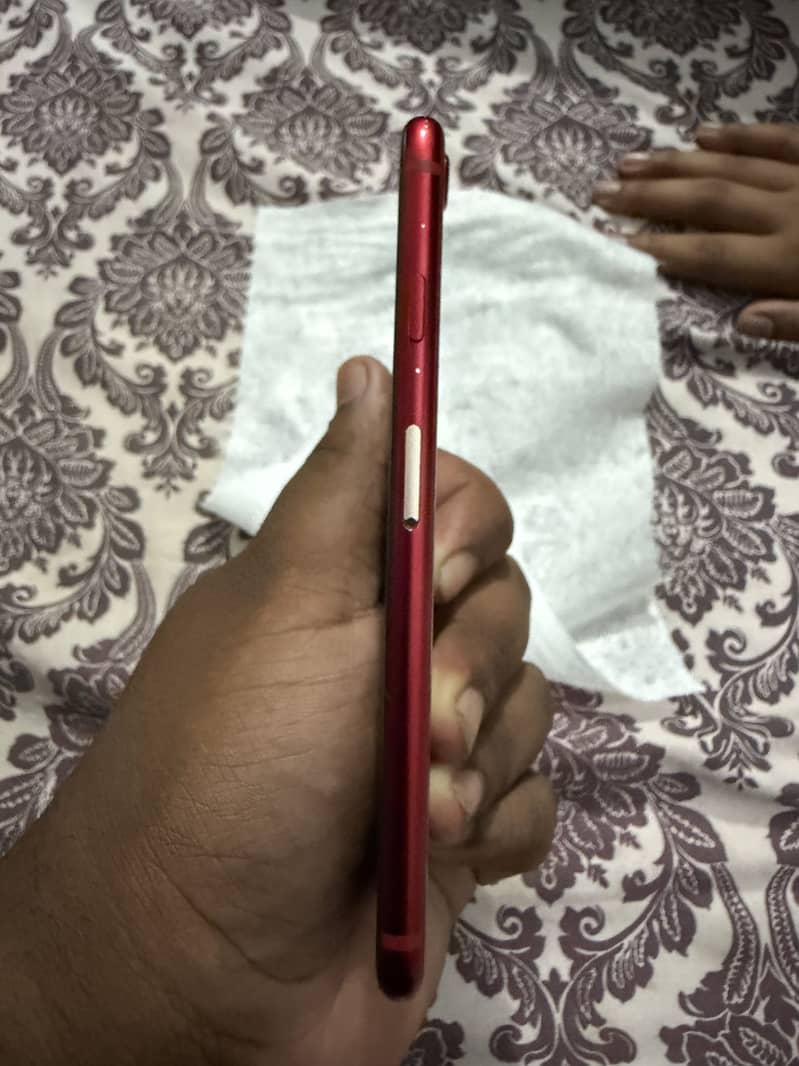 Apple iPhone SE 4