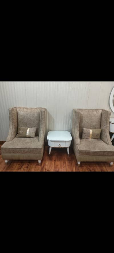 bedroom sofa  chair