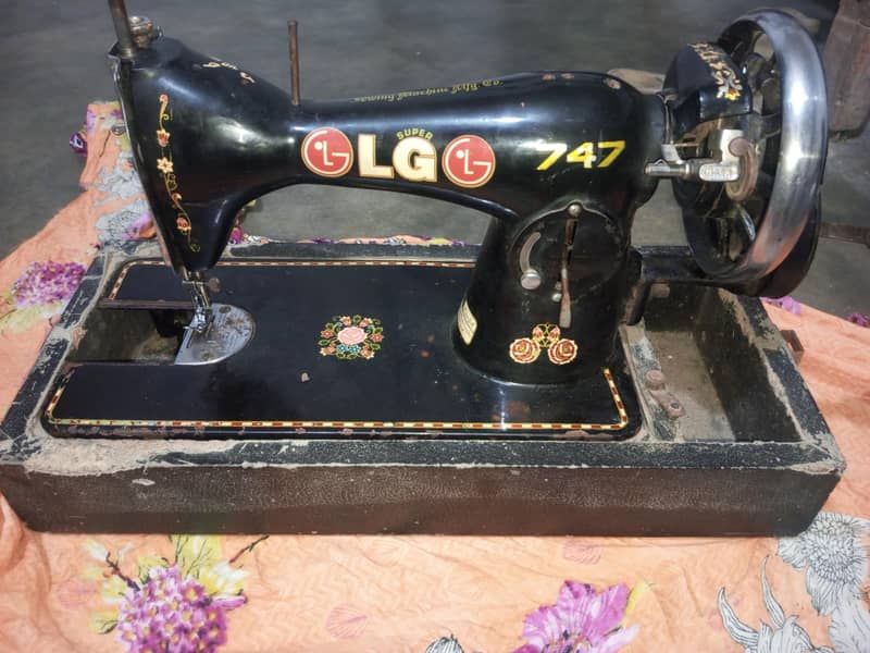 sewing machine 0